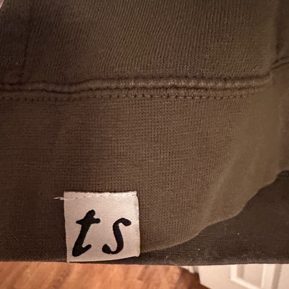 Official Taylor Swift Embroidered ‘Ever and Evermore’ Green Hooded Sweatshirt - Picture 2 of 4